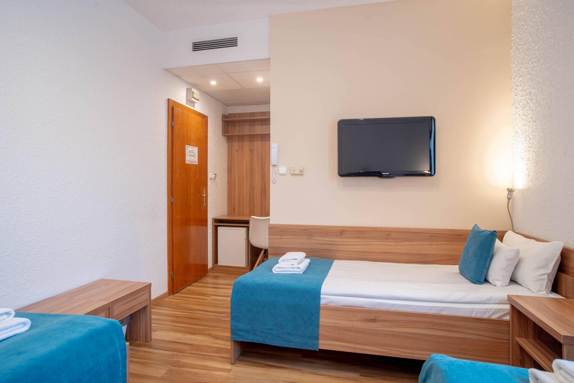 Homoky Hotels Bestline Hotel Budapesta Exterior foto