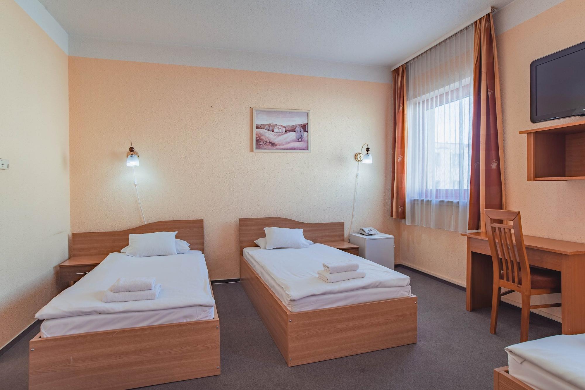 Homoky Hotels Bestline Hotel Budapesta Exterior foto